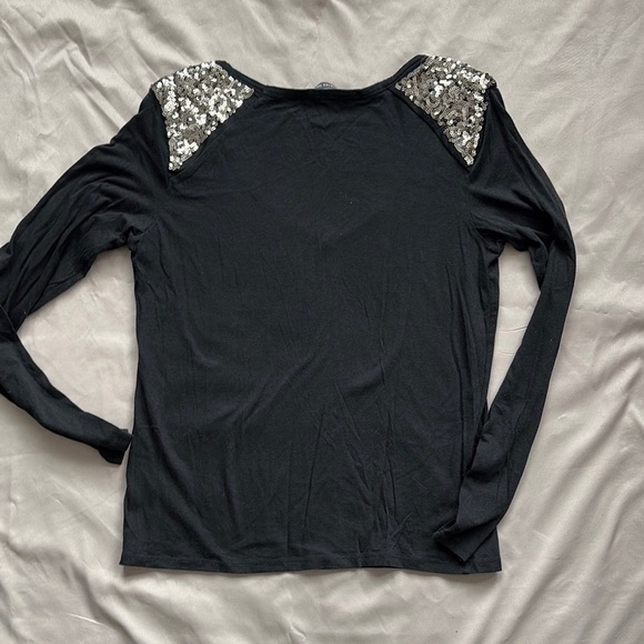 Victoria’s Secret Black Sequin Long Sleeve V-Neck Top Large - Picture 5 of 5